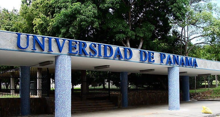 Universidad de Panamá (UP)